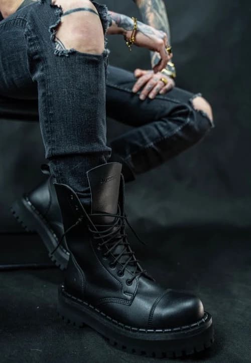Altercore Shoes